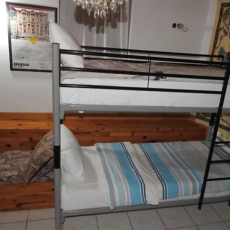 Ali Baba's House Bed & Breakfast 2*