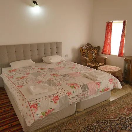 Bed & Breakfast Ali Baba's House