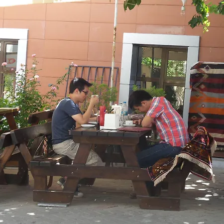 فندق مبيت وإفطار Ali Baba's House 2*