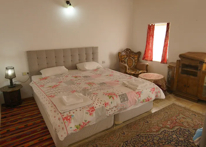 Bed & Breakfast Ali Baba's House 2*